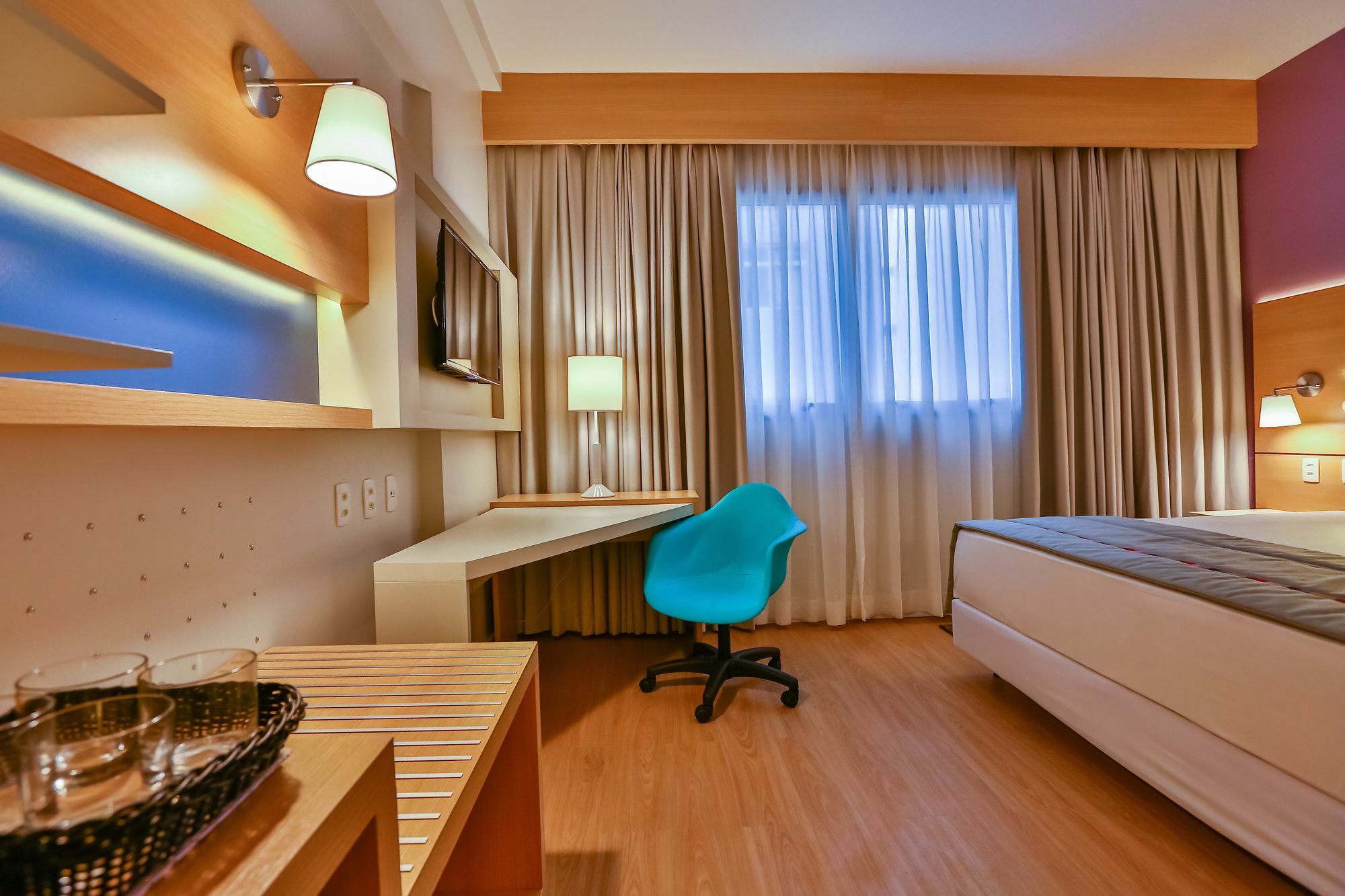 Roomo Residencial Apartamento *